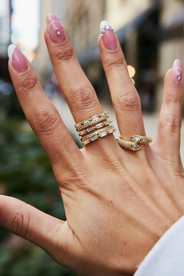 VLORA Ring