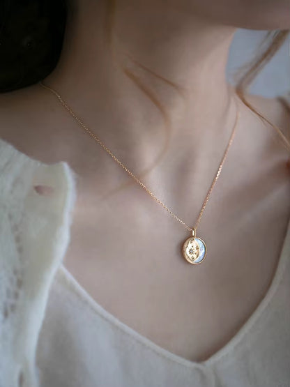 CHLOE Necklace